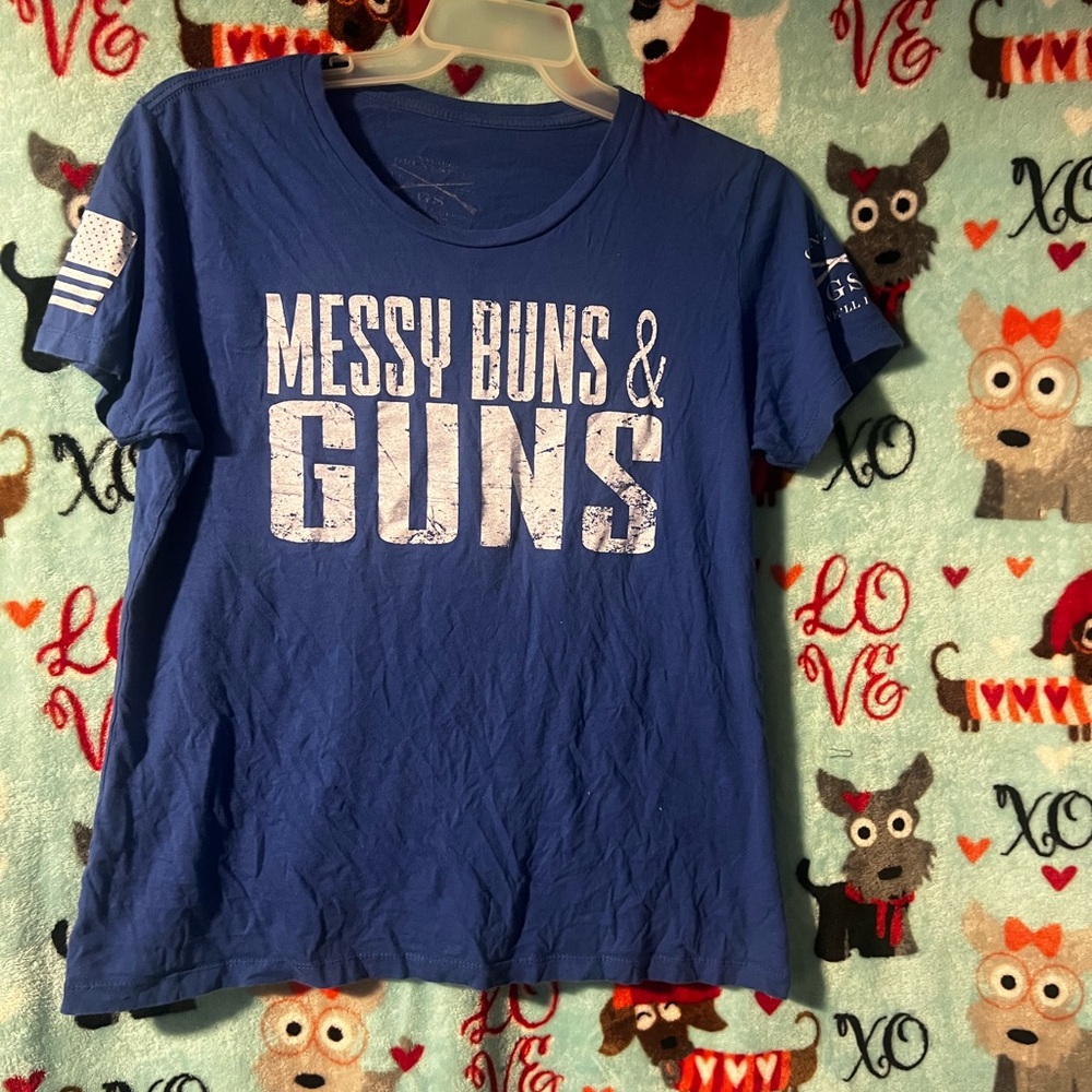 XXL Grunt Style Women’s “Messy Buns & Guns” Tshirt